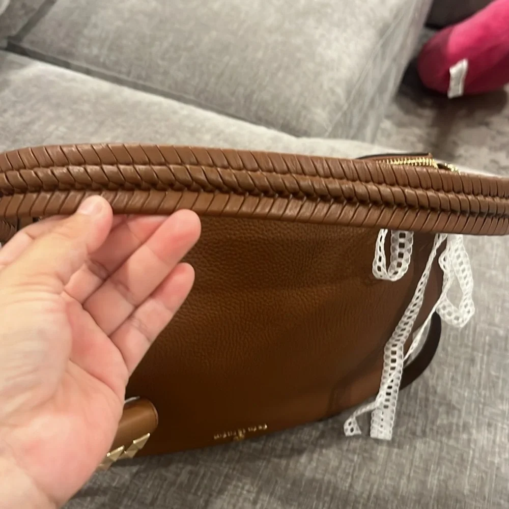 MICHAEL Michael Kors Leather Large boho Shoulder Bag and air pods case